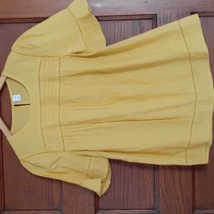 Old navy half sleeve blouse with lace